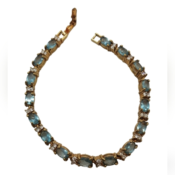 AVON VINTAGE 2003 MARCH BIRTHSTONE AQUAMARINE GOLD TENNIS BRACELET - Picture 3 of 5